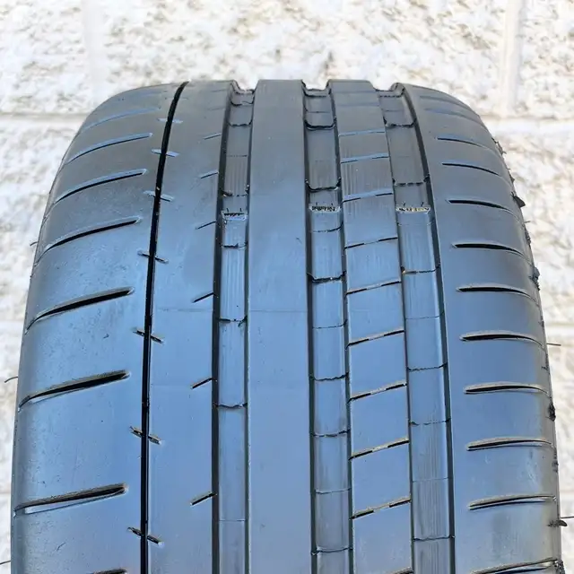 (95%) 2x 245/35R20 Michelin MPSS Summers in Tires & Rims in City of Toronto - Image 3