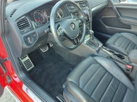 4Motion All Wheel Drive Execline Trim Driver Assist Package Leather Interior Panoramic Sunroof Heate... (image 8)