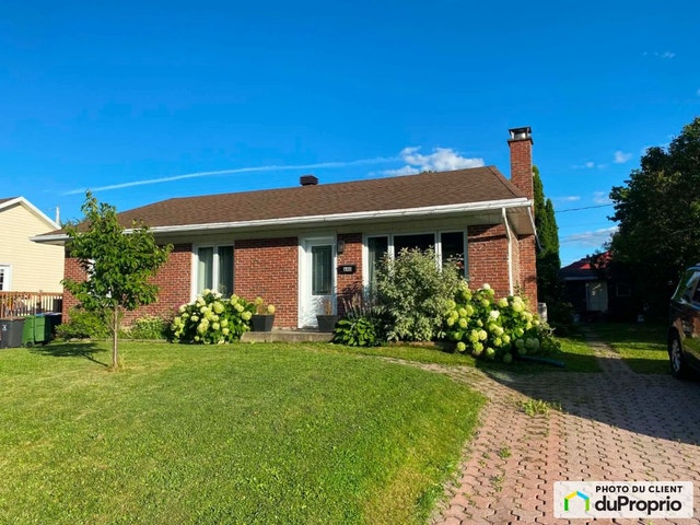 $395,000 - Bungalow for sale in Levis — photo 1