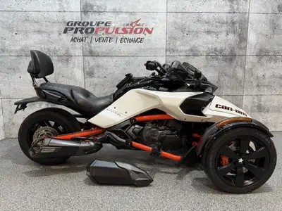 2015 Can-Am Spyder F3-S, SE6 2015 Can-Am Spyder F3-S, SE6 | 18100km, Audio + Akrapovic FINANCEMENT 1...