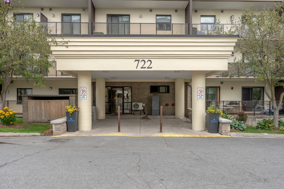 John Counter Place Apartments - 2 bedroom, 1 bath Apartment for 3