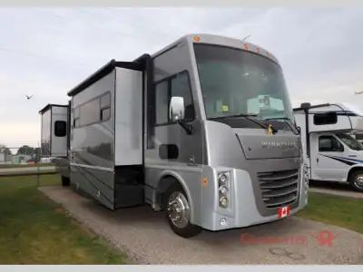 Guarantee RV Calgary's LARGEST selection of pre-owned inventory. This Winnebago Sightseer model 33C...