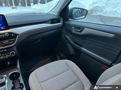 2022 Ford Escape SE | FWD | PUSH START | BACKUP CAM | CARPLAY, View more