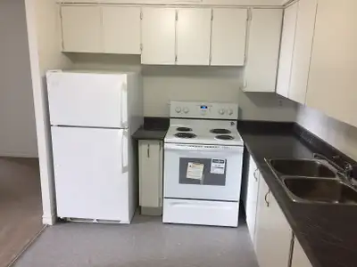 Spacious 2 Bedroom in Scarborough! Lovely 2 bedroom apartment for rent in Scarborough. Located right...