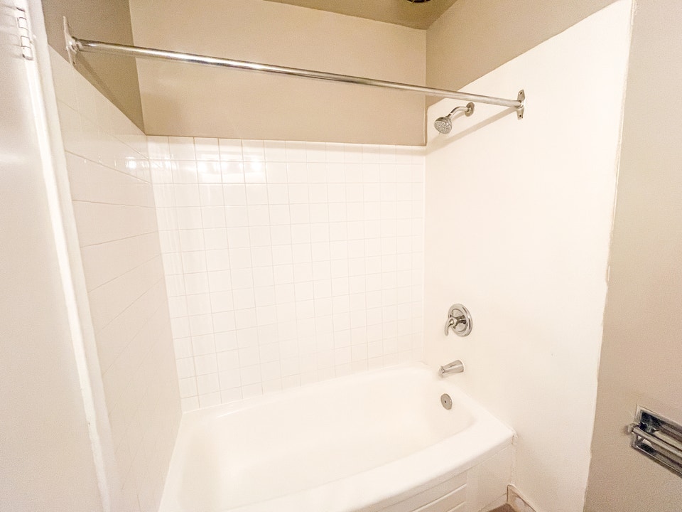 McNab Apartment For Rent 5