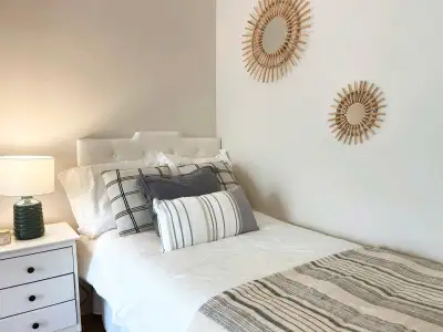 Appartement 1 ½ à Dollard-des-Ormeaux, Montréal - repas inclus