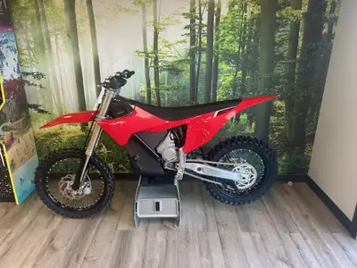2025 Stark Future Varg MX Alpha 80 HP, View more