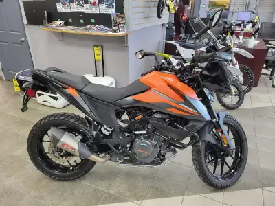 This ultra-clean adventure bike was meticulously maintained and has very low kms! Comes with tons of...
