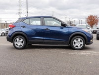 Experience the 2019 Nissan Kicks S in a striking color with Front-Wheel Drive, perfectly designed fo... (image 3)