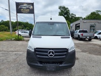 New Arrival - Fully Serviced & Ontario Safety Standards Certified - NO HIDDEN FEES OR CHARGES - 1 Ow... (image 1)