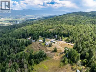 OKANAGAN ACREAGE WITH GEODESIC DOME GREENHOUSE! Grow your own food year-round! Discover peaceful cou...