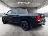 TRAILER SWAY CONTROL, OIL PRESSURE GAUGE, TRACTION CONTROL, ABS BRAKES, POWER STEERING Are you ready... (image 4)