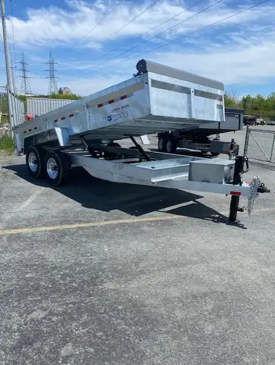 14,000 GVWR, SPRING ASSIST TARP, TWIN 2-STAGE LIFT CYLINDERS, 12K JACK, RAMPS, REAR LOAD LEGS. $ 21,...