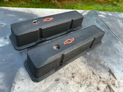 ALUMINUM VALVE COVERS $50 1961-64 INTAKE MANIFOLD WITH REBUILT 2 BARREL $100 WILL SHIP OUT CALL/TEXT...