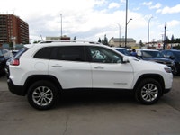 Thanks for viewing our South View Motors Inventory! 2019 JEEP CHEROKEE NORTH EDITION 4WD WITH ONLY 8... (image 6)