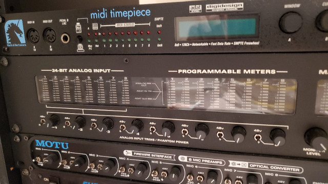 MOTU 896 Audio Interface - 8 Ins, 8 Outs XLR dans Matériel audio professionnel  à Ville de Montréal - Image 3