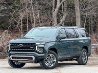 Powerful Gas V8 6.2L engine with 4x4 capability - Advanced Navigation System and Satellite Radio - A... (image 1)