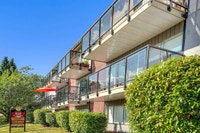 $500 Security Deposit Visit our Website: https://www.capreit.ca/apartments-for-rent/new-westminster-... (image 8)