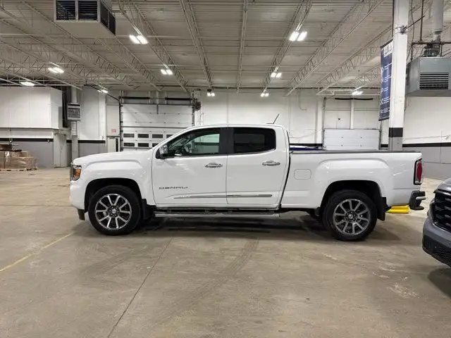 2021 GMC Canyon 4WD Denali | 4.99% UP TO 60MONTHS | LOW KMS in Cars & Trucks in Windsor Region - Image 4
