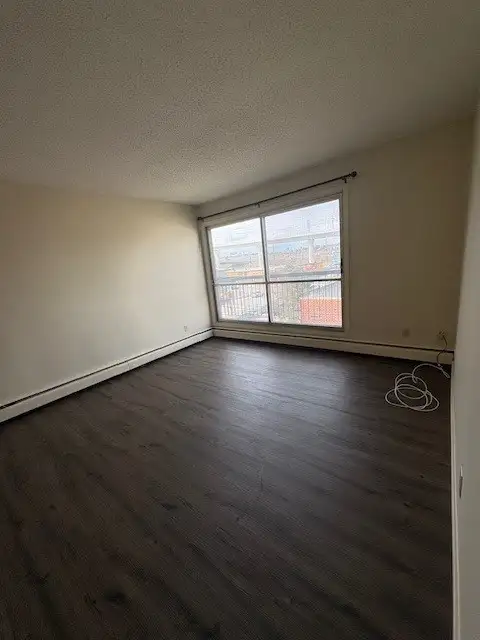 1 Bed 1 Bath Unit in Calgary, AB in Long Term Rentals in Calgary - Image 4