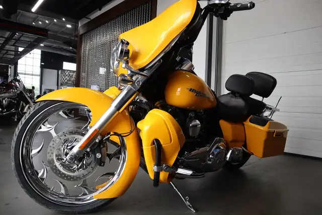 2013 Harley-Davidson FLHX - Street Glide in Sport Touring in Strathcona County - Image 7