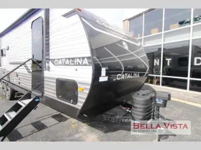 Coachmen Catalina Legacy Edition travel trailer 283EPIC highlights: Walk-Through Bath Dual Entry Doo...