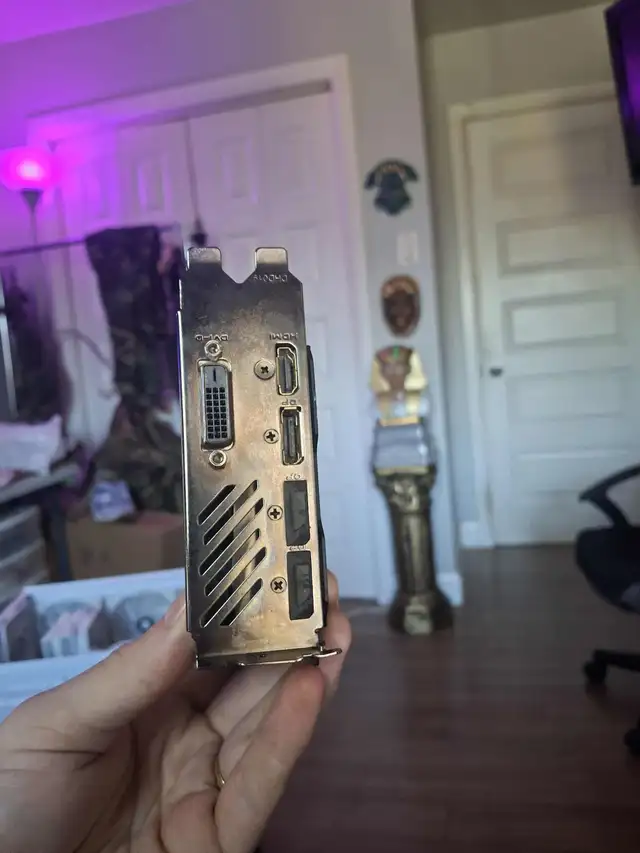 Carte Graphique : Gigabyte 1070 OC G1 Gaming - 8G - GDDR5 in System Components in Québec City - Image 6