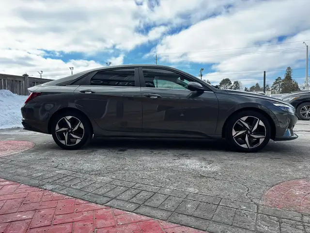 2023 Hyundai Elantra in Cars & Trucks in St. Catharines - Image 8