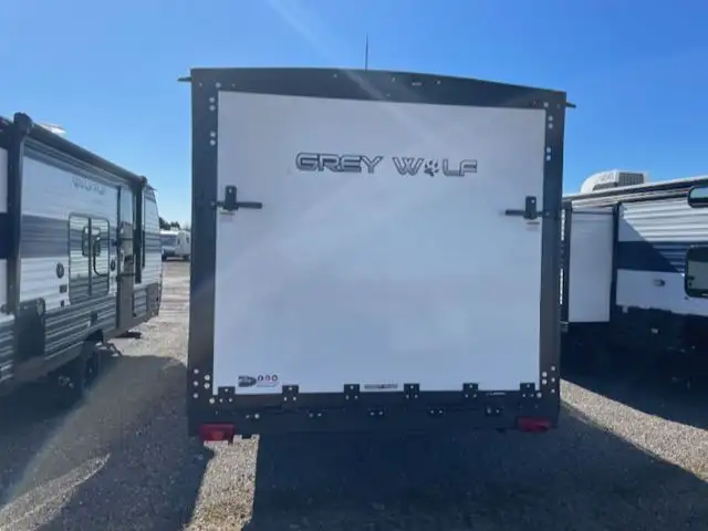 2024 FOREST RIVER GREYWOLF 24 RRT! AWESOME TOYHAULER! $41995!  in RVs & Motorhomes in London - Image 7