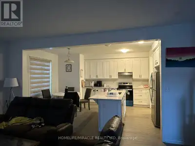 Location!! Location!! Location!! Beautiful sun-filled Brand New Townhomes By Mattamy Homes Situated...