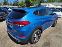 The 2017 Hyundai Tucson Limited is a stylish compact SUV that delivers a premium blend of performanc... (image 4)
