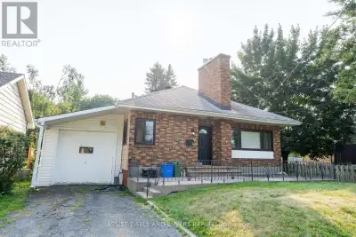 Located in the heart of Riverdale, this solid brick bungalow offers a rare opportunity for buyers lo...