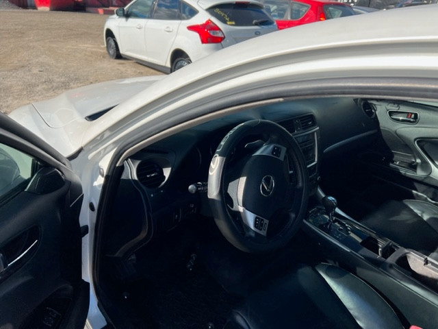 2013 LEXUS IS 250  Just in for parts at Pic N Save! in Auto Body Parts in Hamilton - Image 2