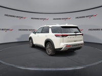 This used 2024 Nissan Pathfinder SL 4WD is a smart choice for family travel, daily driving, and week... (image 5)