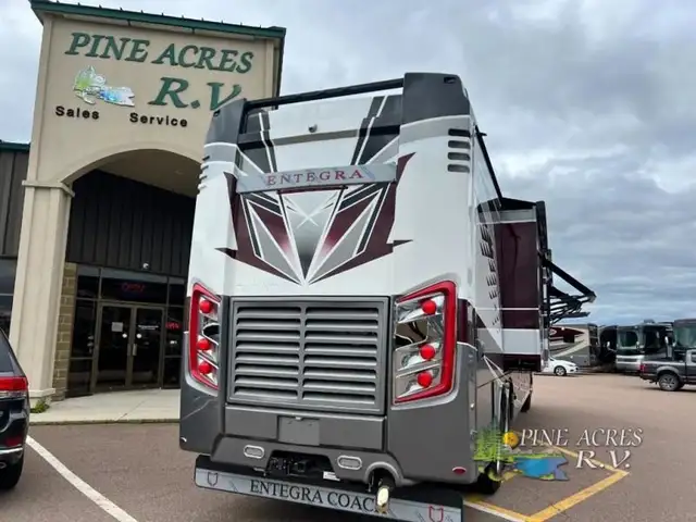 2024 Entegra Coach Anthem 44B 450 h.p. Diesel in RVs & Motorhomes in Moncton - Image 6
