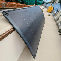 2 x LIGHTLEAF 100 Watt Carbon Solar Panels. $600, Inc Mounts