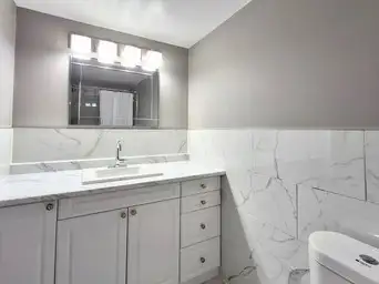 Newly Renovated 2 Bedroom Townhouse in Woodstock in Long Term Rentals in Woodstock - Image 10