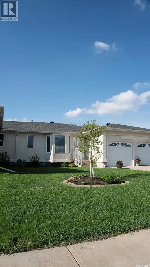 3 78 Russell DRIVE Yorkton, Saskatchewan in Condos for Sale in Regina - Image 3