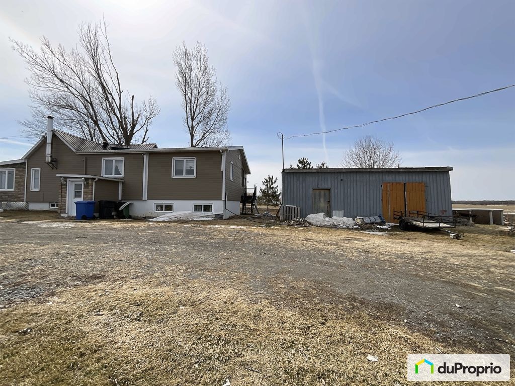 $675,000 - Acreage / Hobby Farm / Ranch for sale in St-Michel — photo 3