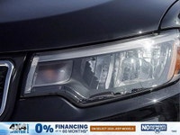 Only 23 Miles! This Jeep Compass has a dependable Intercooled Turbo Regular Unleaded I-4 2.0 L/122 e... (image 8)