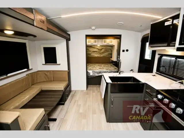2025 Keystone RV Bullet Crossfire 2290BH in Travel Trailers & Campers in Ottawa - Image 10