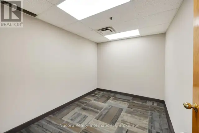 UNIT #200 - 2709 COVENTRY ROAD Oakville (WP Winston Park), Ontar in Commercial & Office Space for Rent in Oakville / Halton Region - Image 13