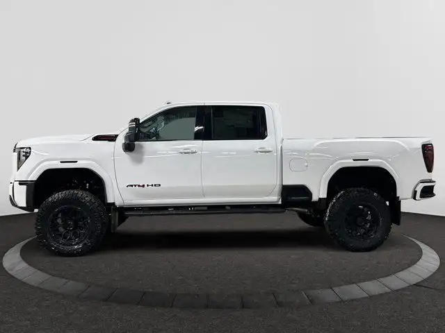 2026 GMC Sierra 2500HD AT4 in Cars & Trucks in Regina - Image 3