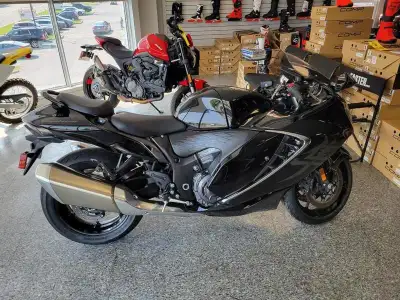 THIS IS YOUR CHANCE TO GET YOUR HANDS ON A MODERN LEGEND! CLEAN BIKE, TUNED AND READY TO BLOW YOUR M...