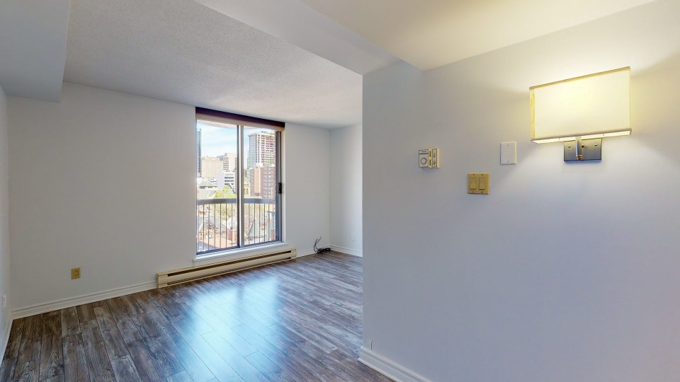 December 1 Bed 1 Bath, all-inclusive, theatre, gym & games room 3