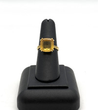 18 Karat Yellow Gold 4.3gms Yellow Stone Diamond Ring $345