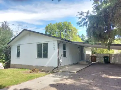 Renovated 3 Bedroom Main Floor Close To Dawe School!!