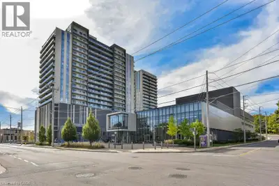 Immediate possession! Located in the heart of the highly sought-after Gaslight District, this stylis...
