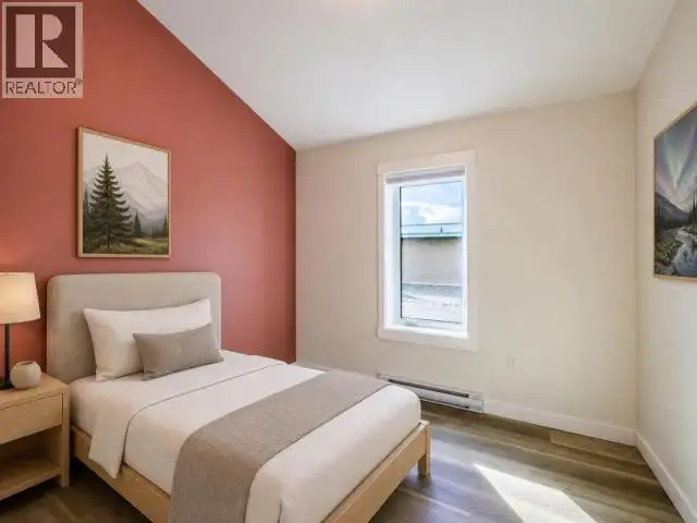 35- TAKHINI MEADOWS DRIVE Whitehorse North, Yukon in Houses for Sale in Whitehorse - Image 9