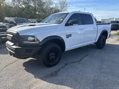 Clean Car Fax**Ram 1500**Warlock**Crew Cab**3.6L**V6**4x4**40/20/40 Bench Seat**8.4 Touchscreen**App...